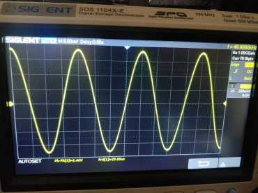 Sinusoida na 50kHz i 8Vpp ulaz sl67.jpg